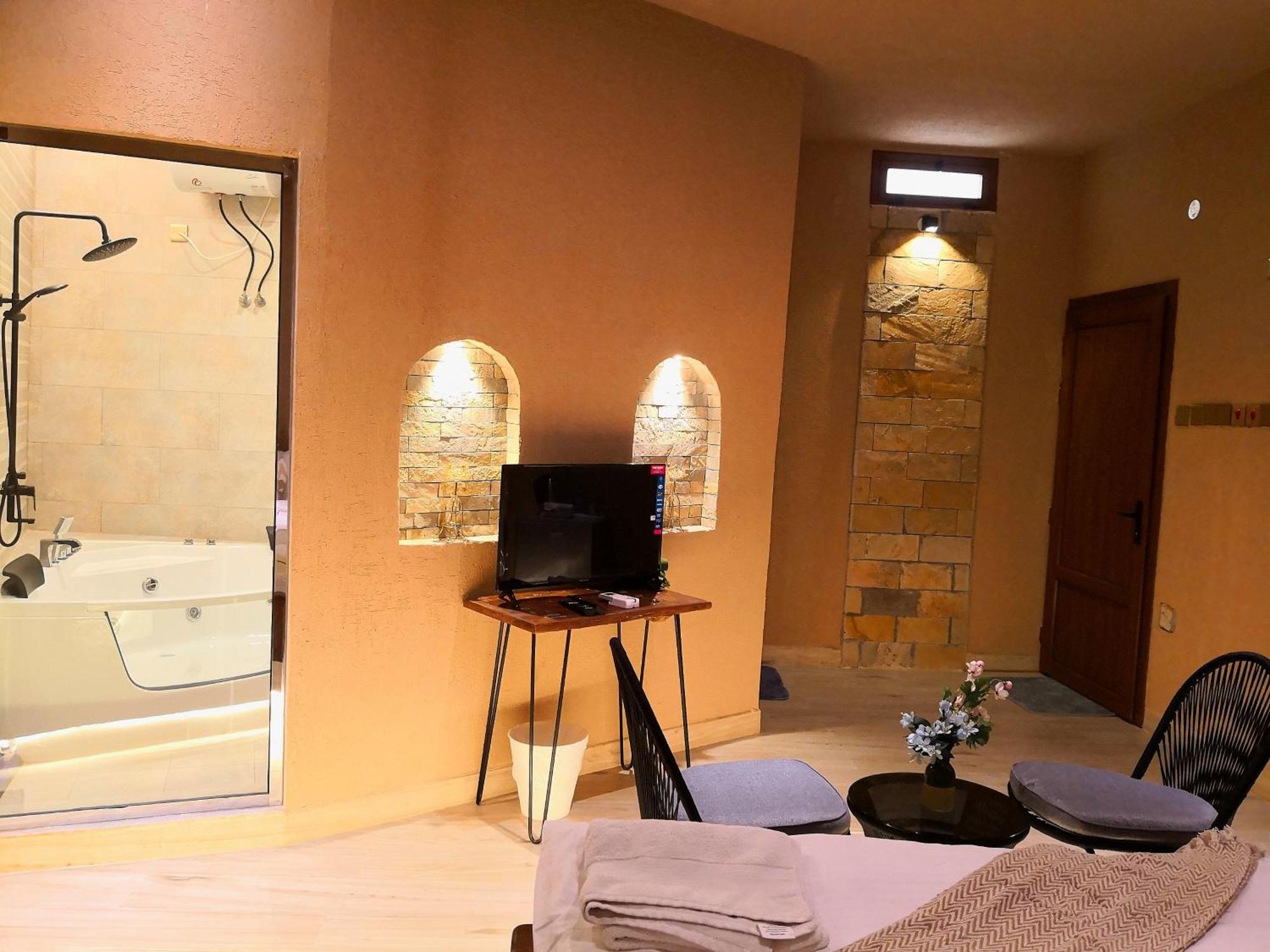 Alaqur View Inn نزل واجهة العقر Nizwa Eksteriør bilde